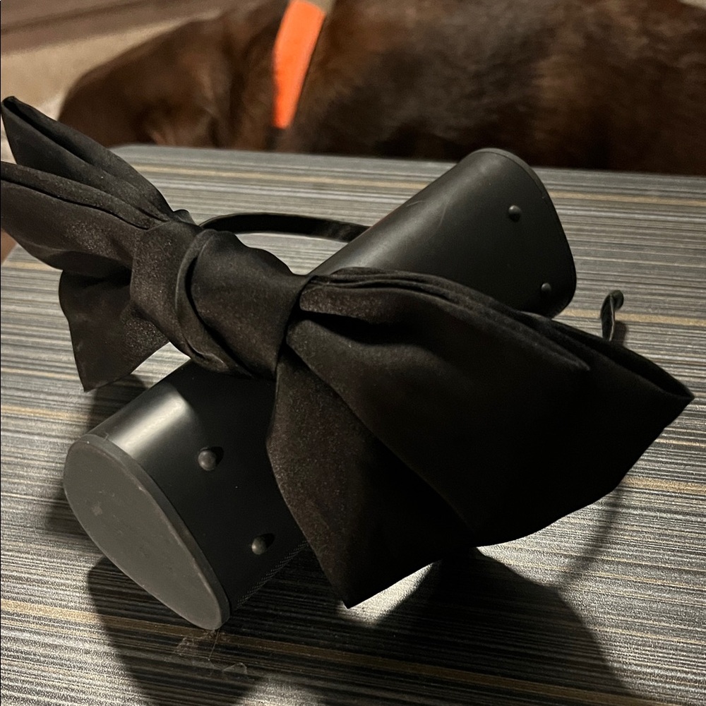 Sophisticated Black Bow Hairband